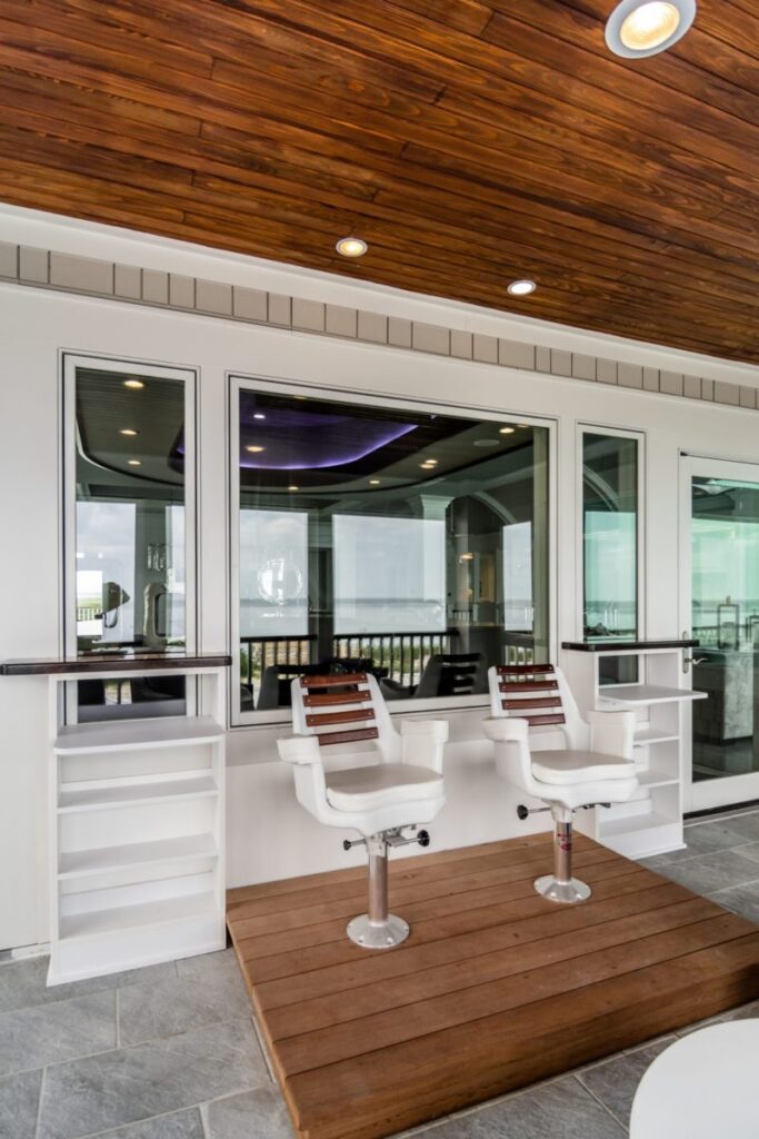 Boat inspired seating area